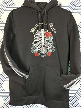 Members Only Mens Hoodie Skull and Rose Size Small